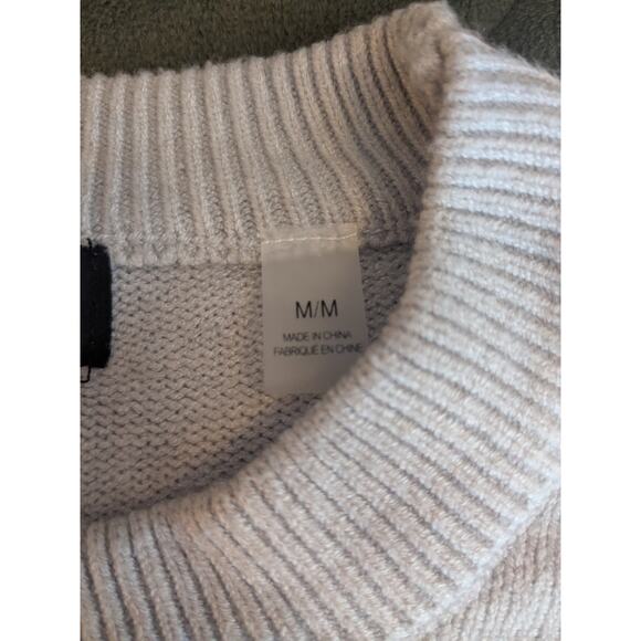 Tahari Grey Crew Neck Sweater Women's M Soft Feels Like Cashmere - Picture 7 of 9